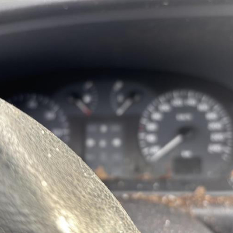 Moteur essuie glace arriere RENAULT MEGANE 1 Photo n°17