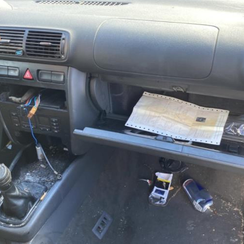 Leve vitre electrique arriere droit AUDI A3 1 Photo n°13