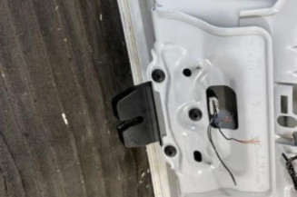 Malle/Hayon arriere FORD FOCUS 3