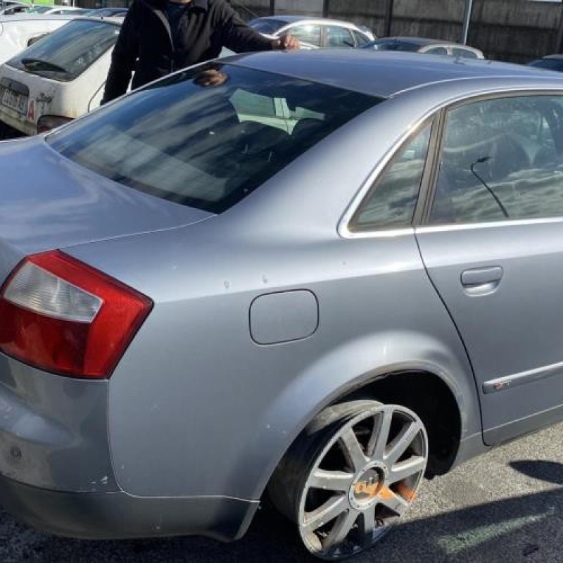 Feu arriere principal gauche (feux) AUDI A4 2 Photo n°18