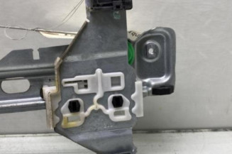 Leve vitre electrique avant droit PEUGEOT 5008 1