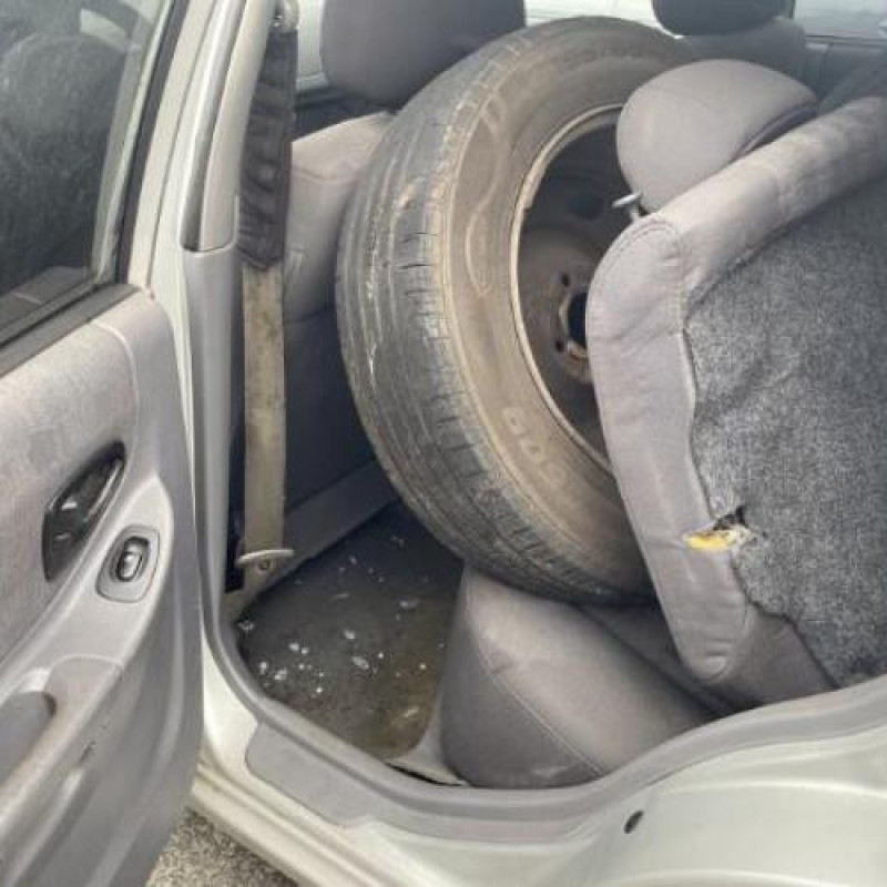 Feu arriere principal droit (feux) HYUNDAI ACCENT 2 Photo n°12