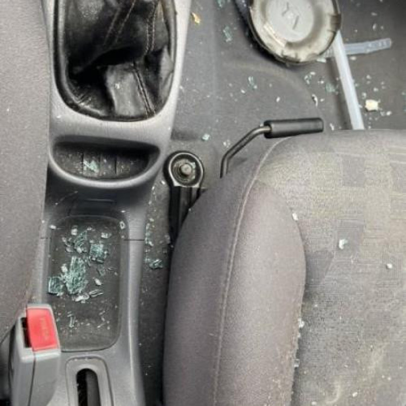 Feu arriere principal droit (feux) HYUNDAI ACCENT 2 Photo n°16