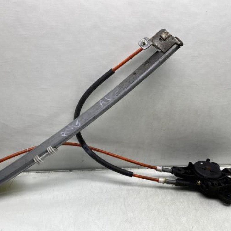 Leve vitre electrique avant gauche CITROEN SAXO Photo n°1