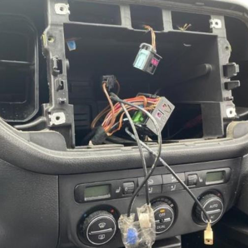 Moteur essuie glace avant droit VOLKSWAGEN GOLF PLUS Photo n°20