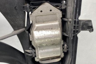 Moto ventilateur radiateur MERCEDES CLASSE GLA 156