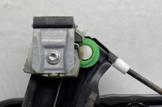 Leve vitre electrique avant gauche VOLKSWAGEN PASSAT 5