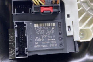 Leve vitre electrique avant gauche VOLKSWAGEN PASSAT 5