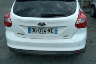 Moteur essuie glace avant droit FORD FOCUS 3