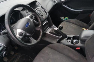Moteur essuie glace avant droit FORD FOCUS 3