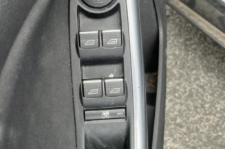 Moteur essuie glace avant droit FORD FOCUS 3