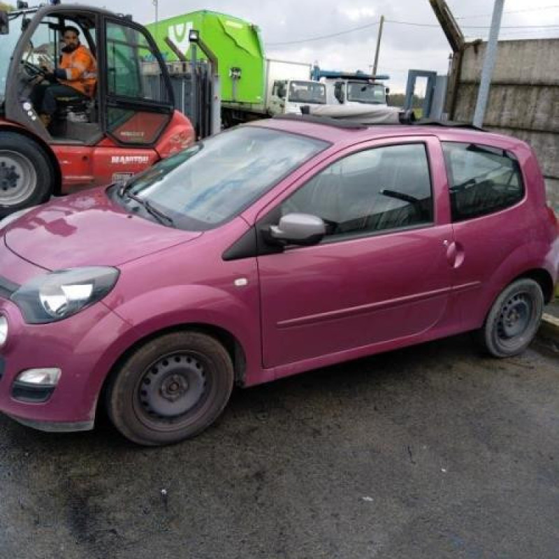 Air bag conducteur RENAULT TWINGO 2 Photo n°4