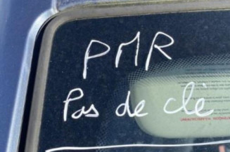 Interrupteur de leve vitre avant droit RENAULT TWINGO 2