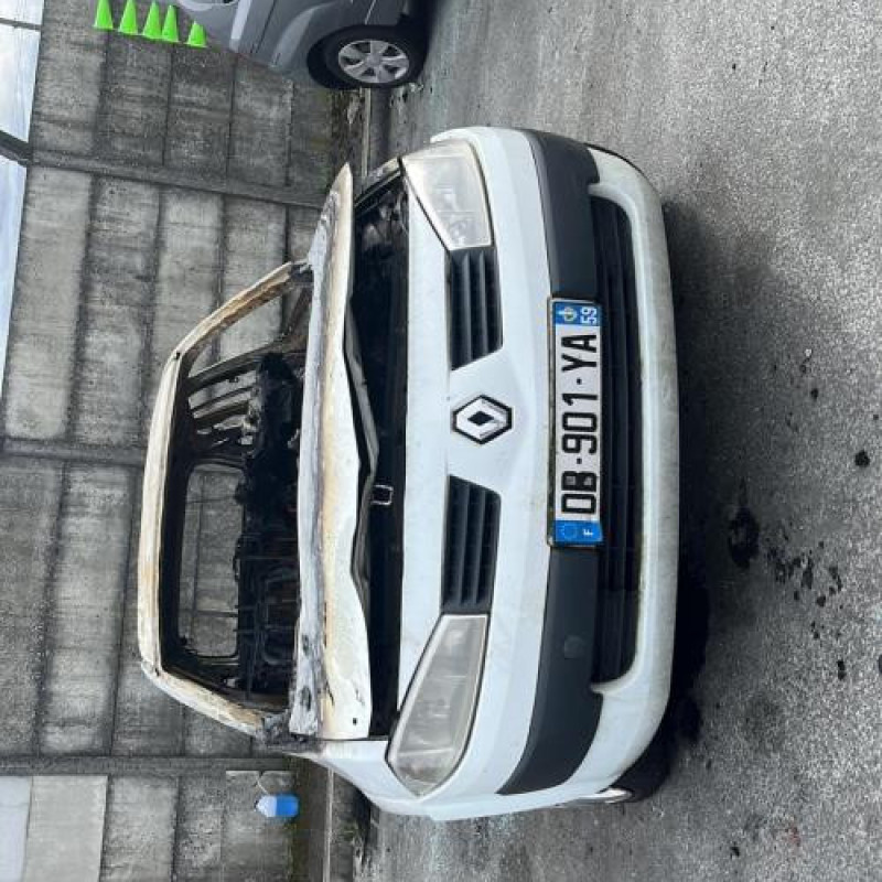 Renfort pare choc avant (traverse) RENAULT MEGANE 2 Photo n°1