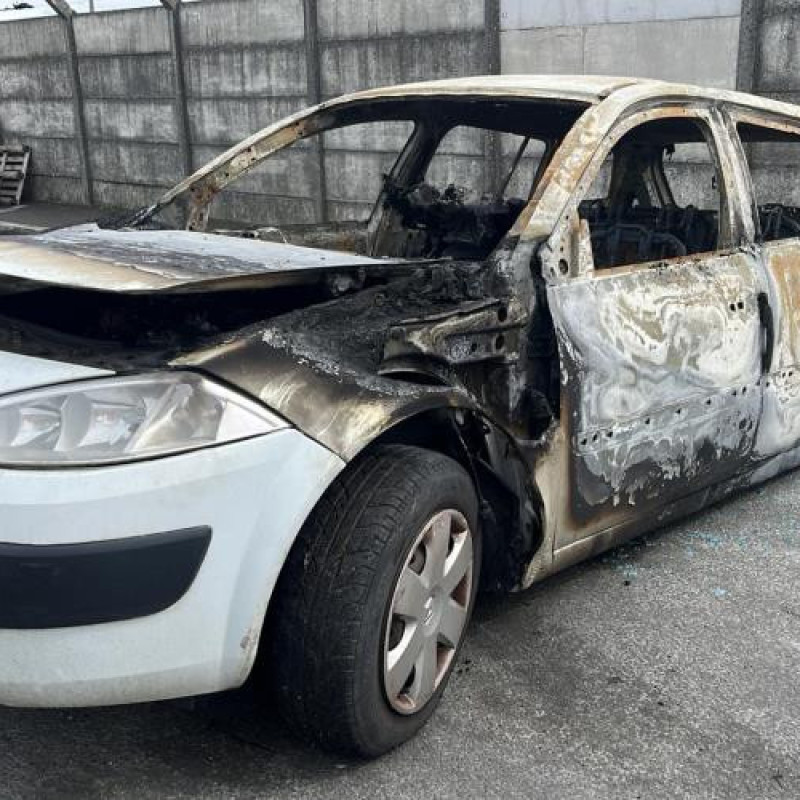 Renfort pare choc avant (traverse) RENAULT MEGANE 2 Photo n°3