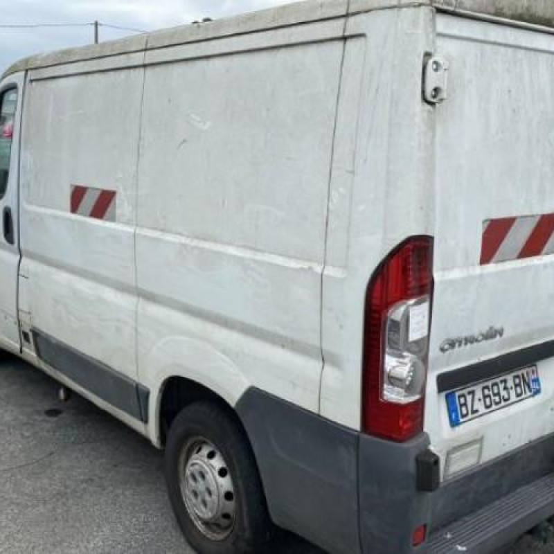Crosse avant droit CITROEN JUMPER 3 Photo n°3