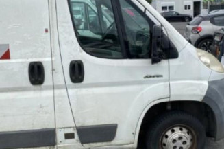 Crosse avant gauche CITROEN JUMPER 3