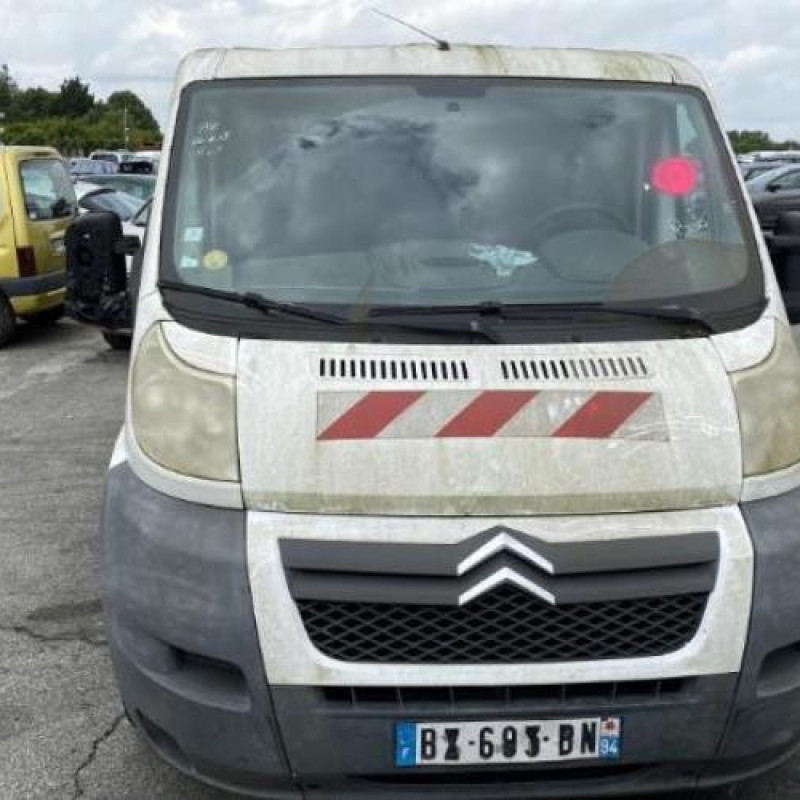 Crosse avant gauche CITROEN JUMPER 3 Photo n°8