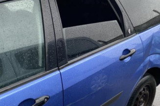 Malle/Hayon arriere FORD FOCUS 1