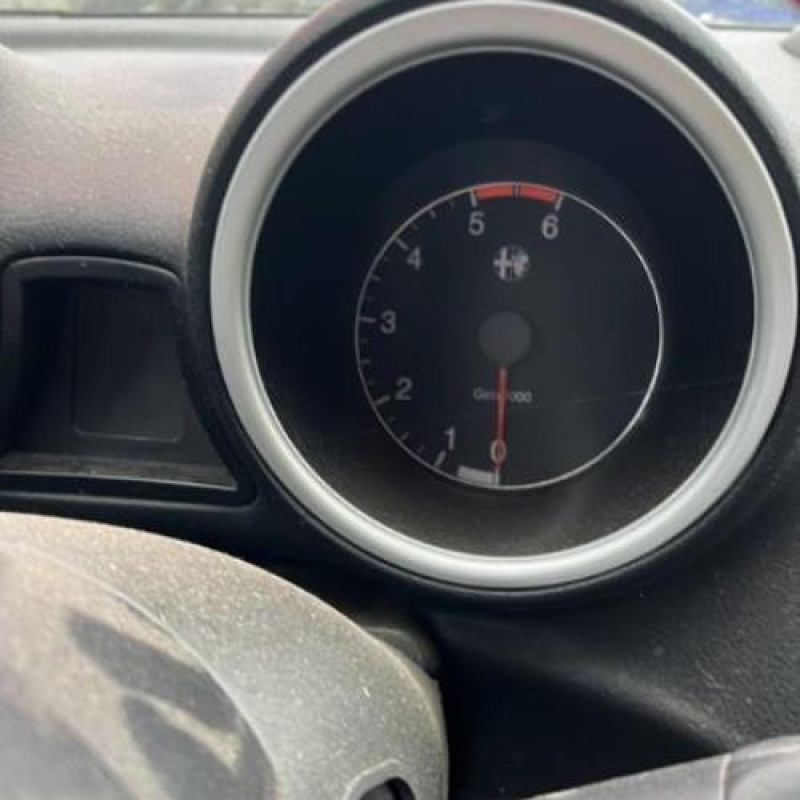Capot ALFA ROMEO 156 Photo n°18