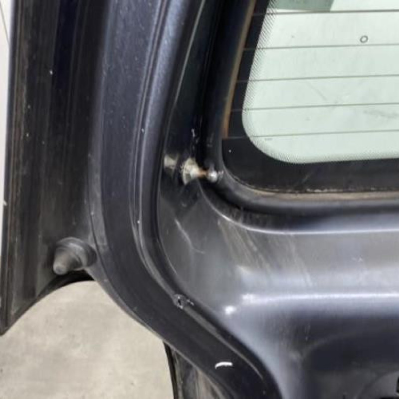 Malle/Hayon arriere RENAULT ESPACE 3 Photo n°10