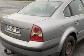 Autoradio d'origine VOLKSWAGEN PASSAT 4