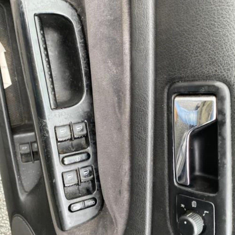 Autoradio d'origine VOLKSWAGEN PASSAT 4 Photo n°9