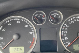 Autoradio d'origine VOLKSWAGEN PASSAT 4