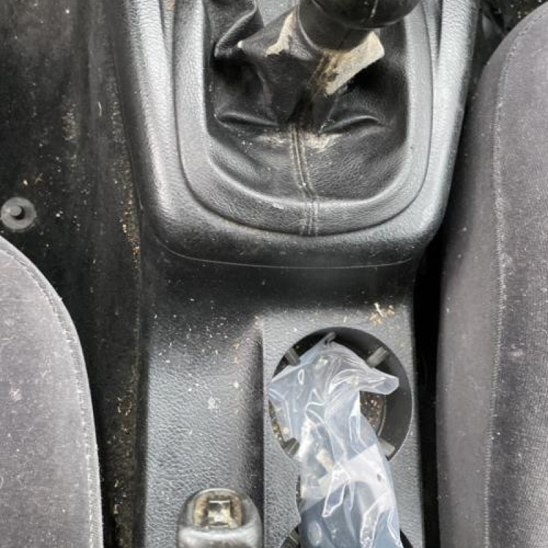 Moteur essuie glace avant VOLKSWAGEN PASSAT 4 Photo n°15