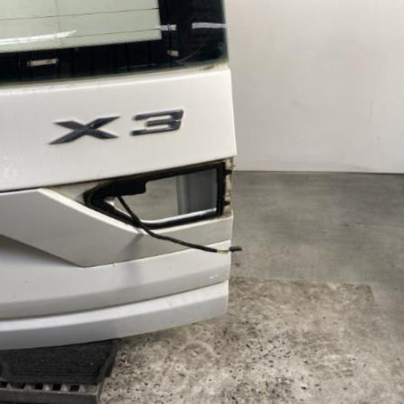 Malle/Hayon arriere BMW X3 E83 Photo n°4