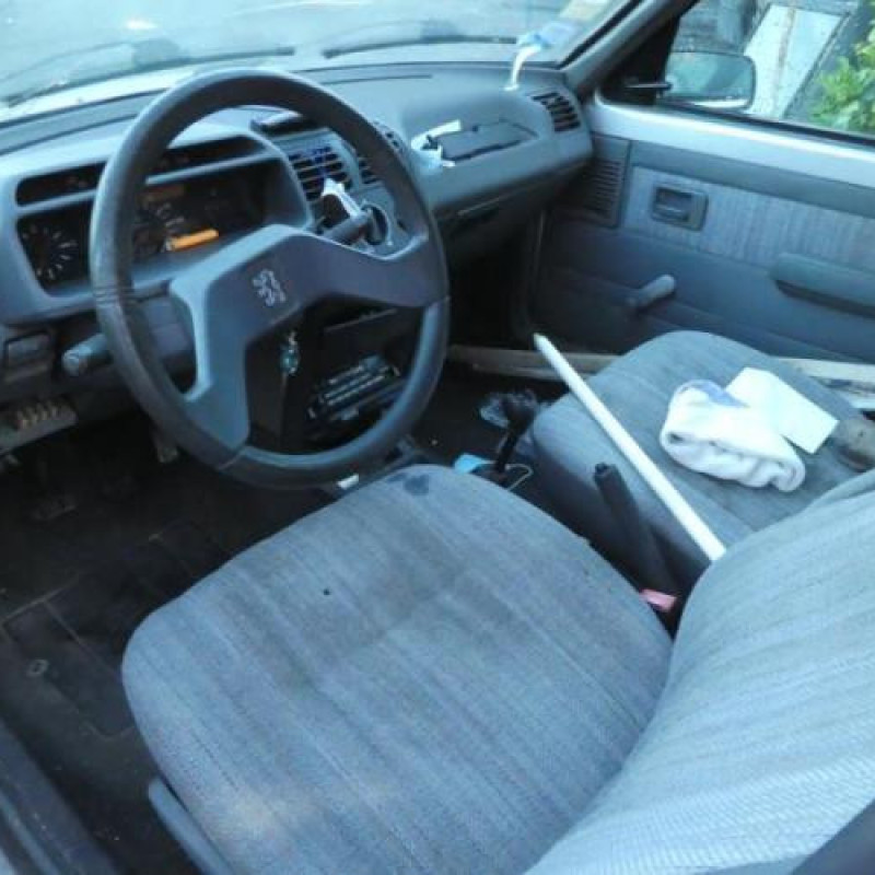 Boite de vitesses PEUGEOT 205 Photo n°5