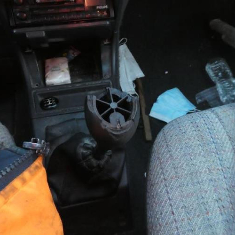 Boite de vitesses PEUGEOT 205 Photo n°7