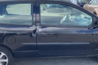 Pare boue avant droit RENAULT TWINGO 1