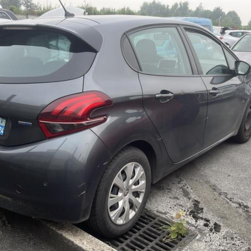 Boite a gants PEUGEOT 208 1 Photo n°4