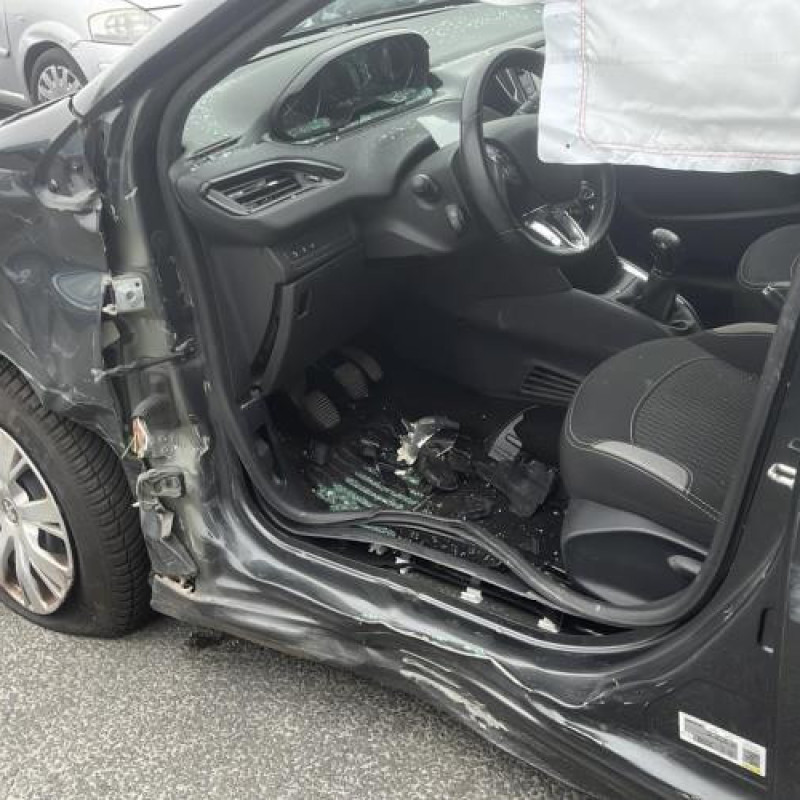 Boite a gants PEUGEOT 208 1 Photo n°8