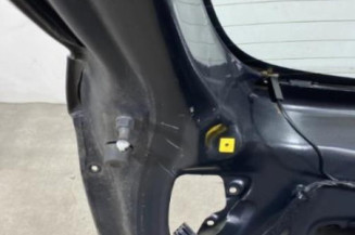 Malle/Hayon arriere KIA RIO 3