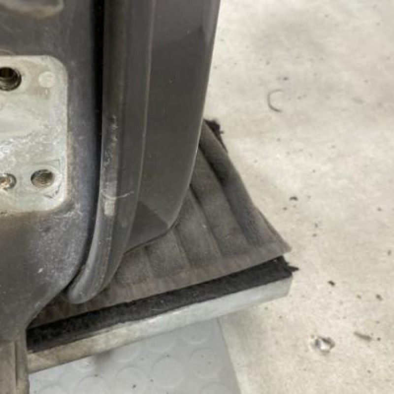 Porte arriere droit VOLKSWAGEN PASSAT 5 Photo n°3