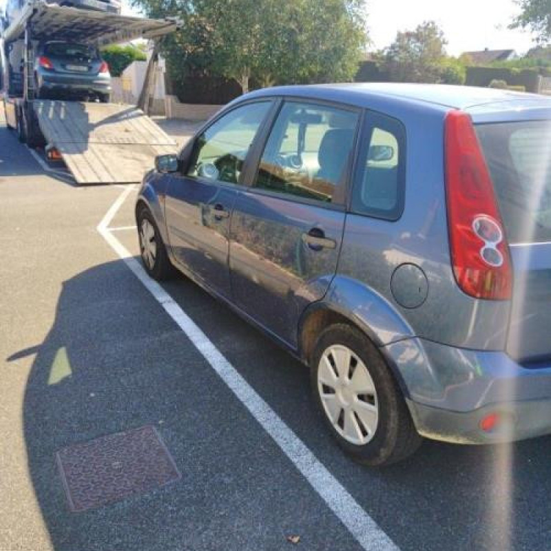 Boite de vitesses FORD FIESTA 5 Photo n°9