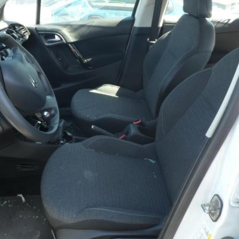 Malle/Hayon arriere CITROEN C3 2 Photo n°5