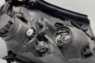 Optique avant principal gauche (feux)(phare) KIA CARENS 3