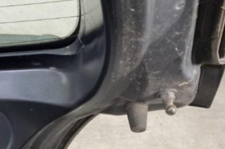 Malle/Hayon arriere MAZDA 2 2