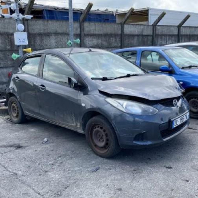 Malle/Hayon arriere MAZDA 2 2 Photo n°15