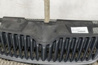 Calandre SKODA FABIA 2 Photo n°1