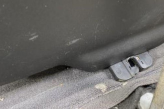 Malle/Hayon arriere VOLKSWAGEN NEW BEETLE 1