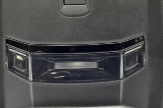 Eclairage de plafonnier PEUGEOT 2008 2