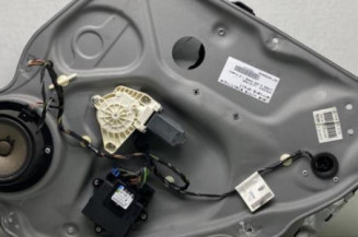 Leve vitre electrique arriere droit MERCEDES CLASSE B 245 Photo n°1