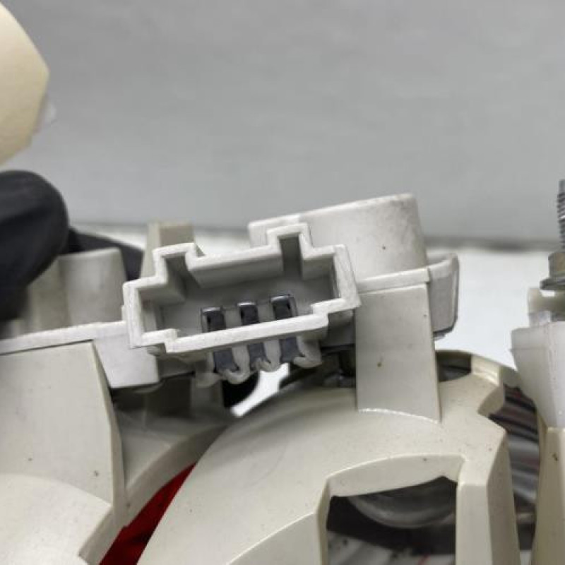 Feu arriere secondaire droit (feux) MERCEDES CLASSE B 245 Photo n°3