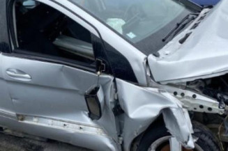 Feu arriere secondaire droit (feux) MERCEDES CLASSE B 245