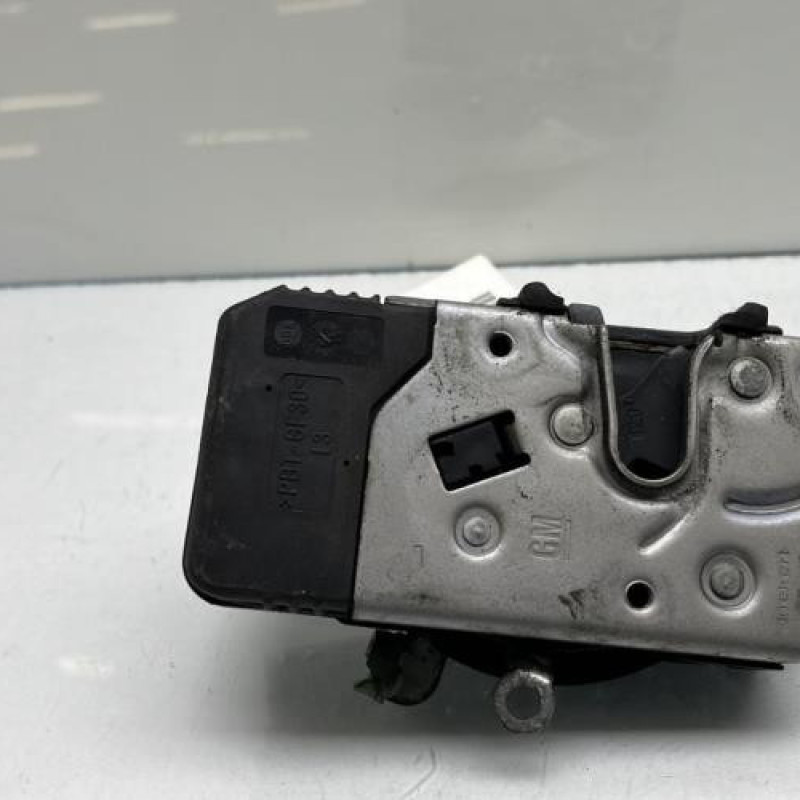 Serrure avant gauche OPEL MERIVA A Photo n°6