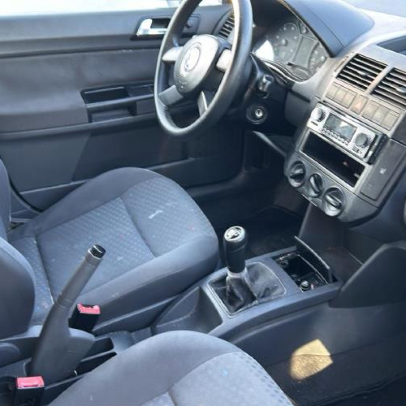 Boite de vitesses VOLKSWAGEN POLO 4 Photo n°10